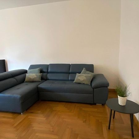 The Little Duck - Modern Apartment With Balcony Como Luaran gambar