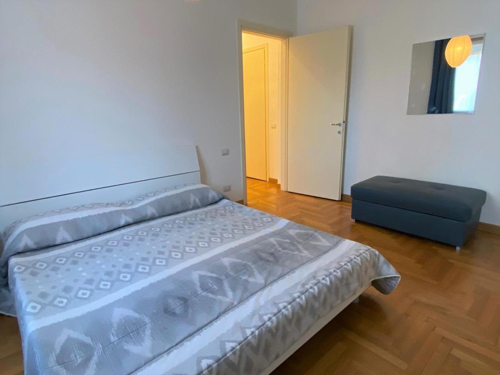 The Little Duck - Modern Apartment With Balcony Como Luaran gambar
